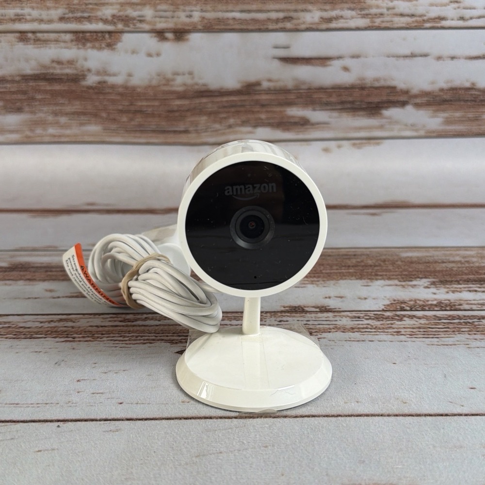 Amazon Cloud Cam Indoor Security Camera Model PB04JL Smart Home Monitor